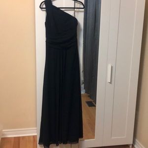 Monique Lhuiller Evening Dress